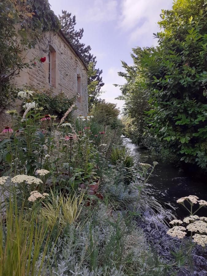 La Malposte Bed & Breakfast Reviers Bagian luar foto